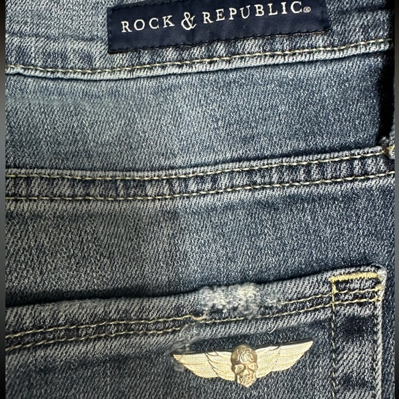 Rock & Republic size 14 distressed cropped indee Blue Jeans with stretch - Picture 6 of 11